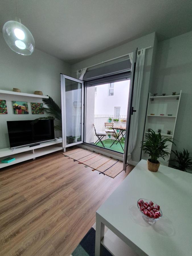 Las Palmas Center - Parking + Wifi Apartment Exterior photo